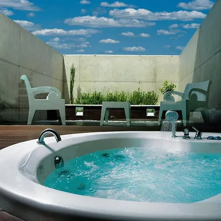 Shhh Hotel Onda