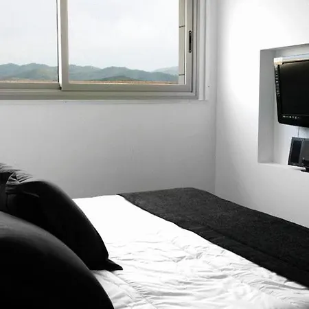 Shhh Hotel Onda