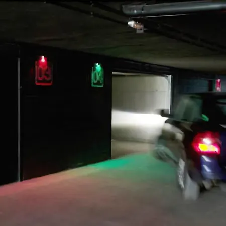 Shhh מלון אונדה